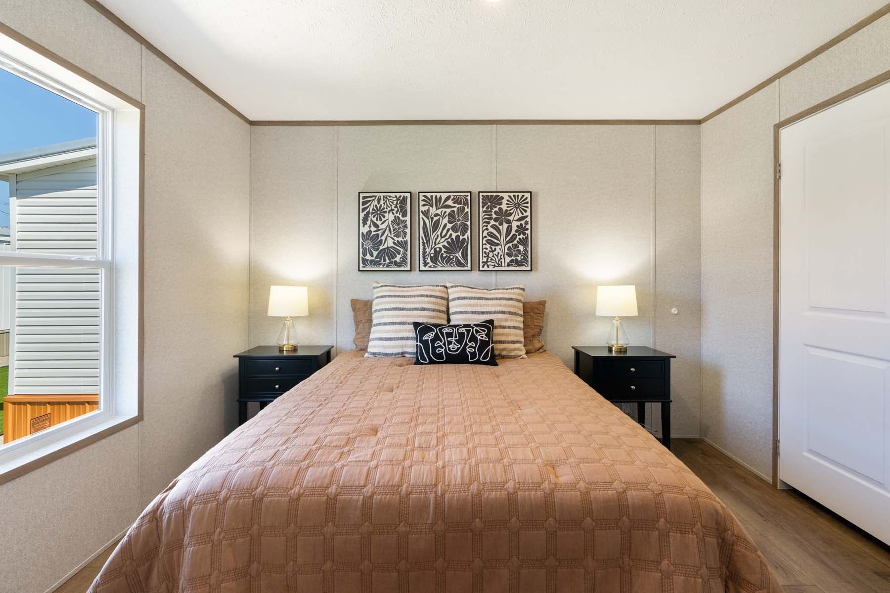 Thrifty  home features