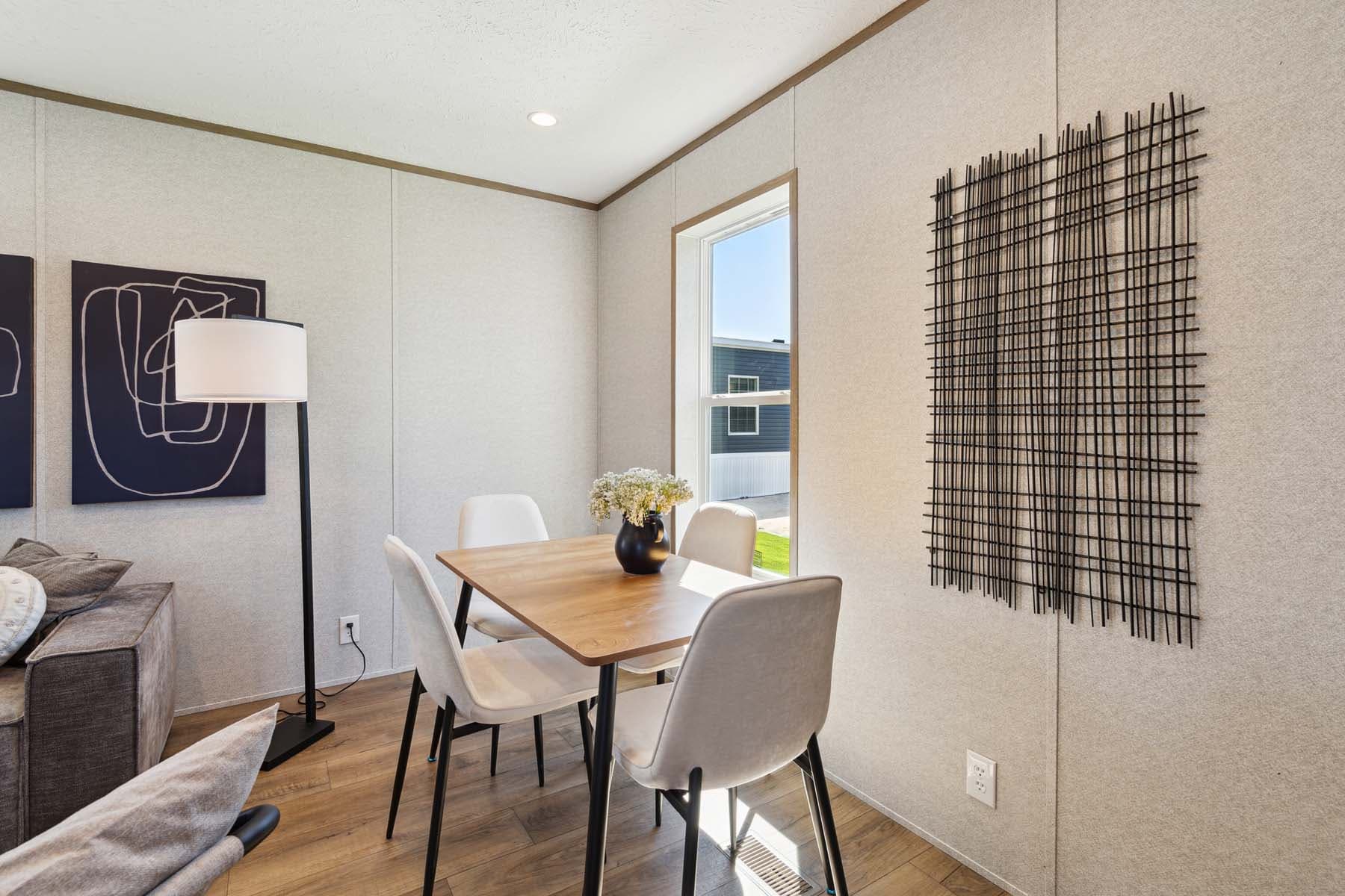 Thrifty  home features