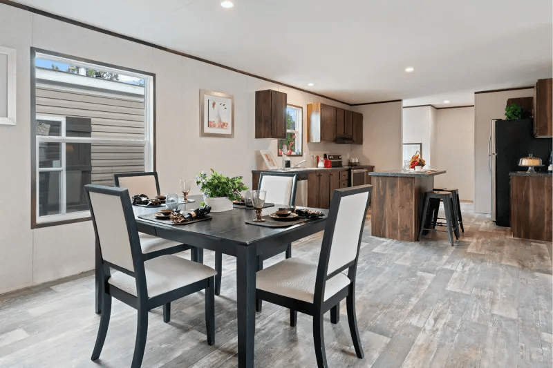 Raiford  home features