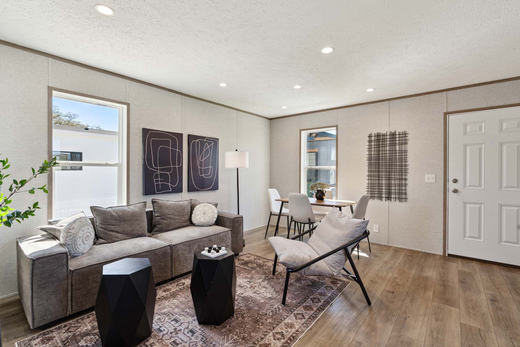Thrifty  home features