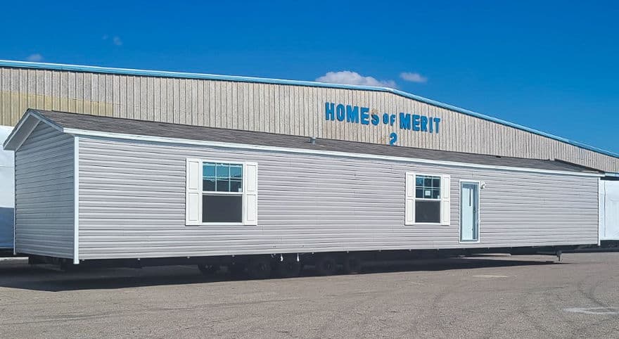 Wallboard 16 x 66 3 bed 2 bath 1,056 sq ft hero, elevation, and exterior home features
