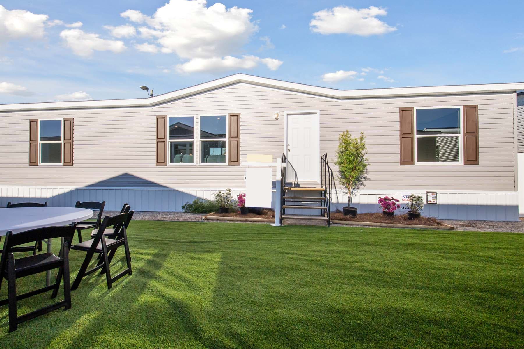 Burnett  home features