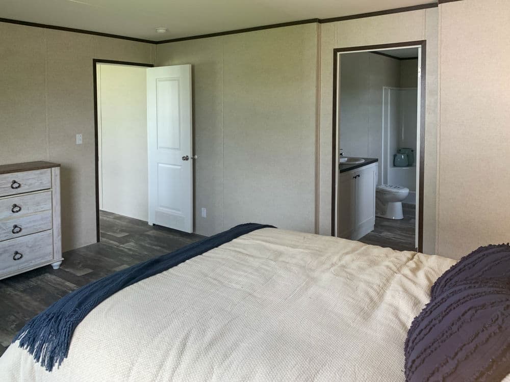 Wallboard 28 x 68 4 bed 2 bath 1,814 sq ft  bedroom home features