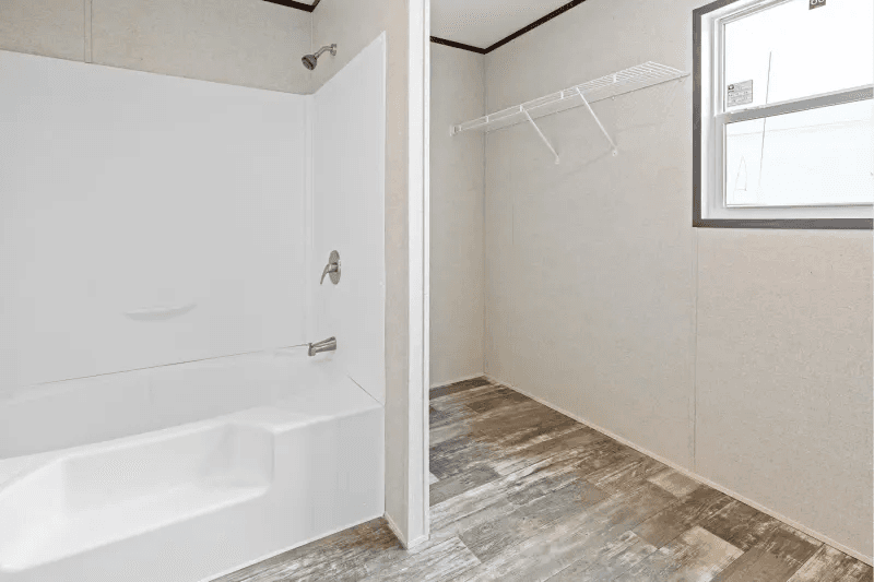 Raiford  home features