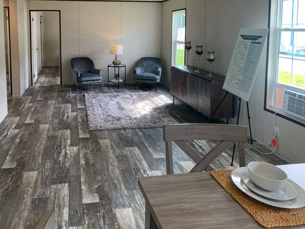 Wallboard 28 x 68 4 bed 2 bath 1,814 sq ft  interior home features