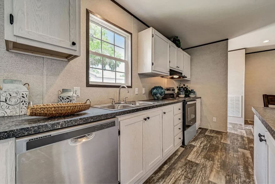 Wallboard 28 x 76 5 bed 3 bath 2,027 sq ft kitchen home features