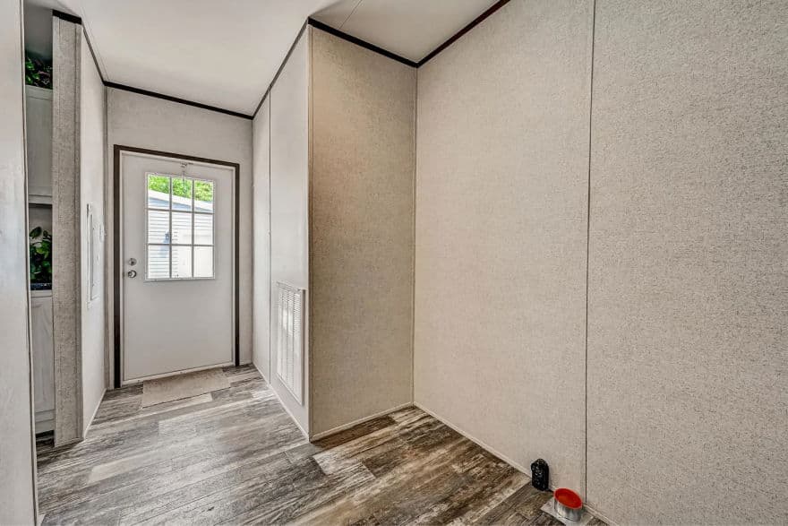 Wallboard 28 x 56 3 bed 2 bath 1,494 sq ft interior home features