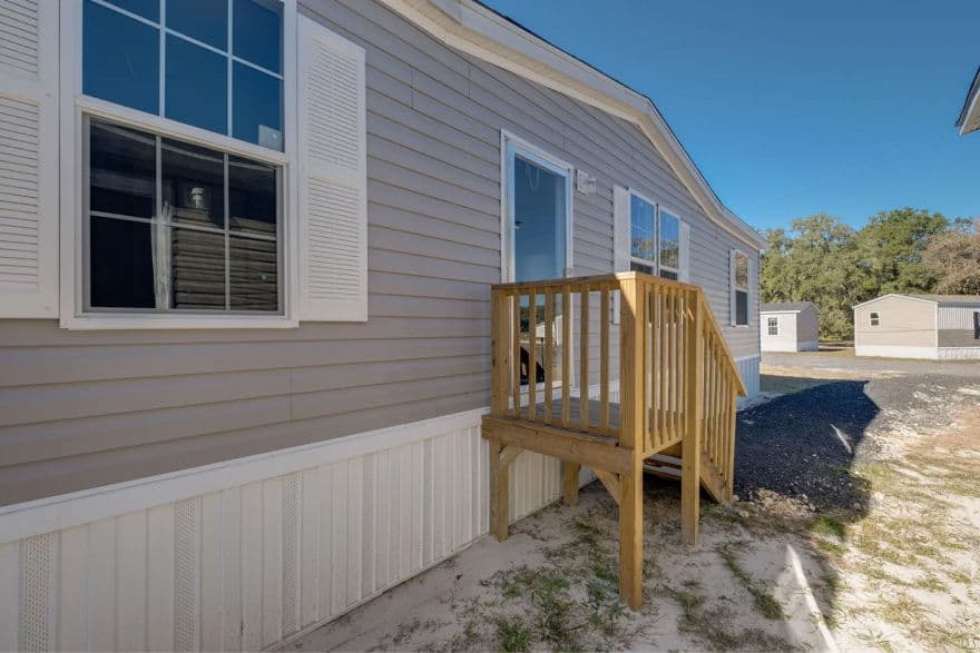 Wallboard 28 x 56 4 bed 2 bath 1,494 sq ft hero and exterior home features