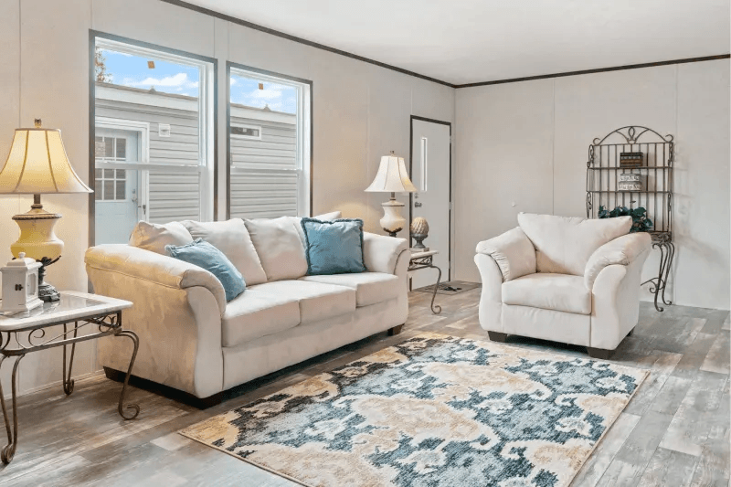 Raiford  home features