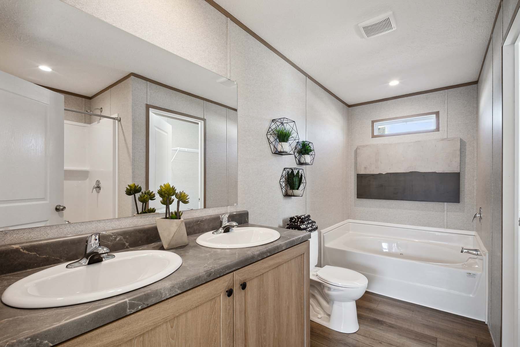 Burnett  home features