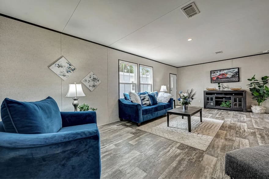 Wallboard 28 x 76 5 bed 3 bath 2,027 sq ft interior home features