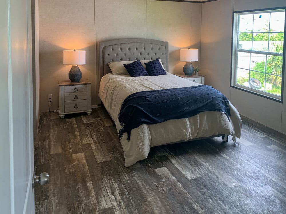 Wallboard 28 x 68 4 bed 2 bath 1,814 sq ft  bedroom home features