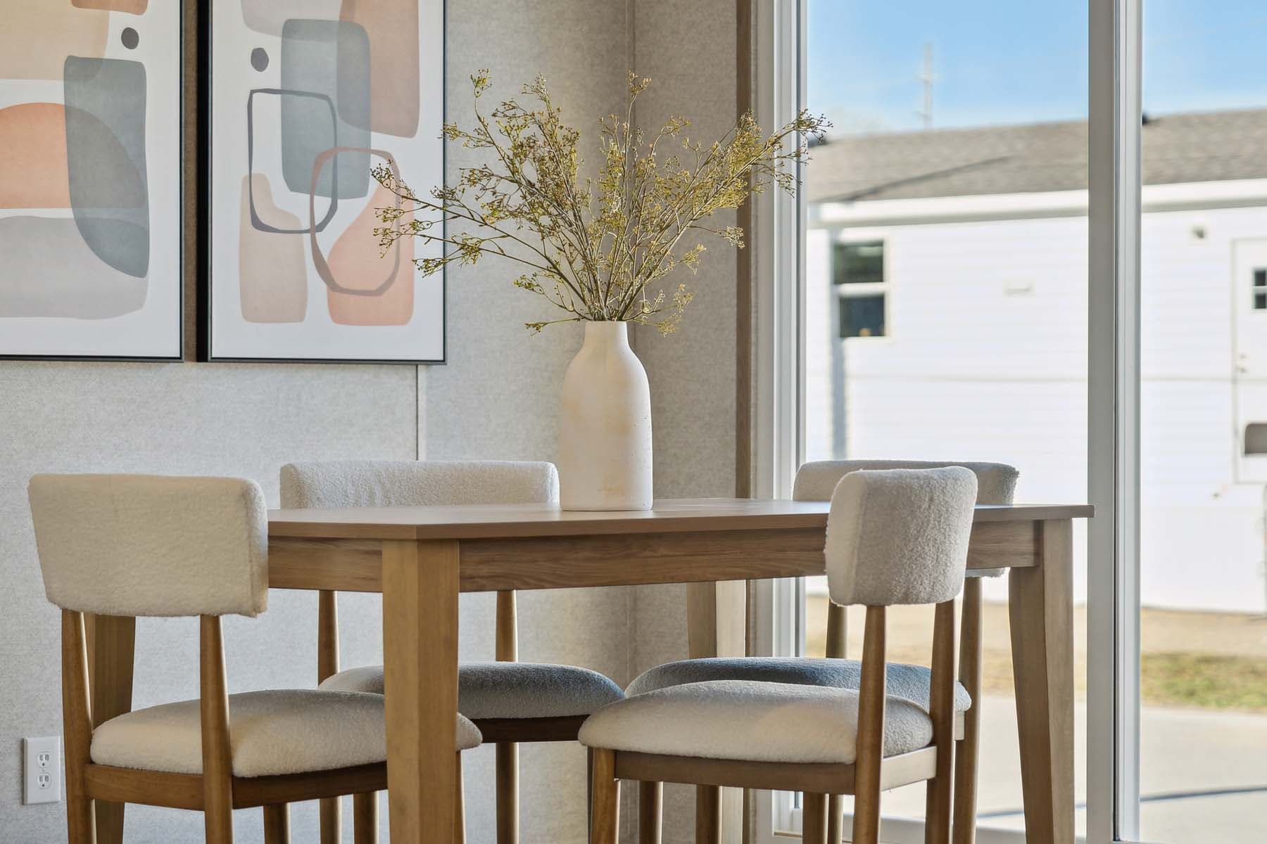 Burnett  home features